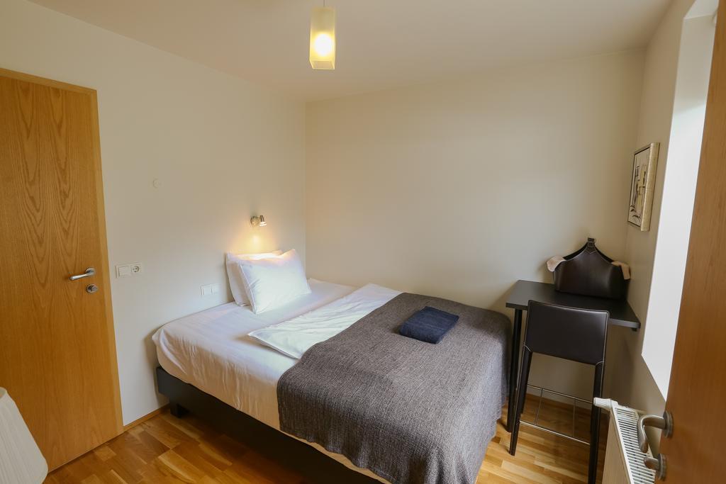 Torg Guest House อาคูเรย์รี ห้อง รูปภาพ