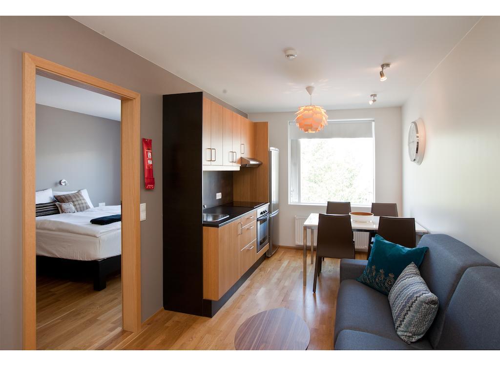 Torg Guest House อาคูเรย์รี ห้อง รูปภาพ